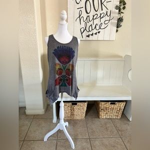 Flower Tank with Pockets